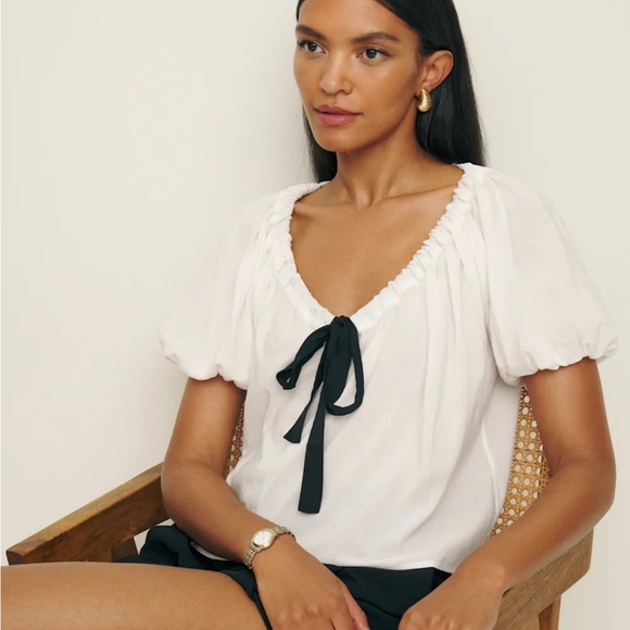 Reformation Tops - Reformation Kenna Top Ivory - Size M NWT